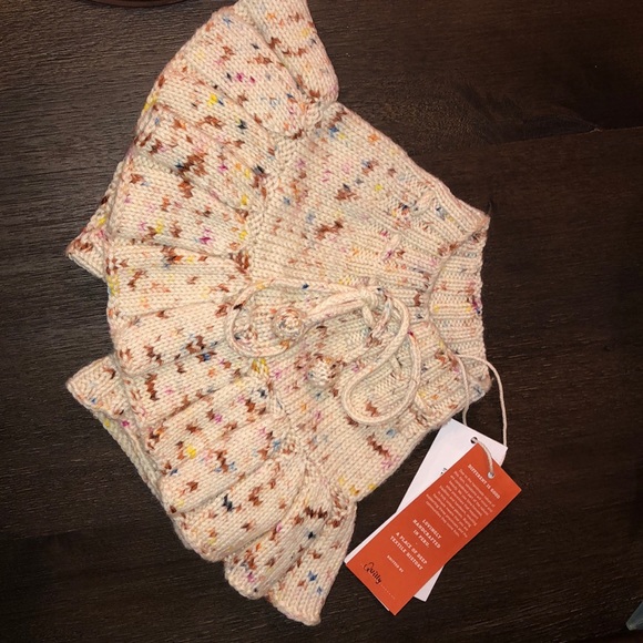 Misha and puff layette skating pond skirt - Picture 2 of 4